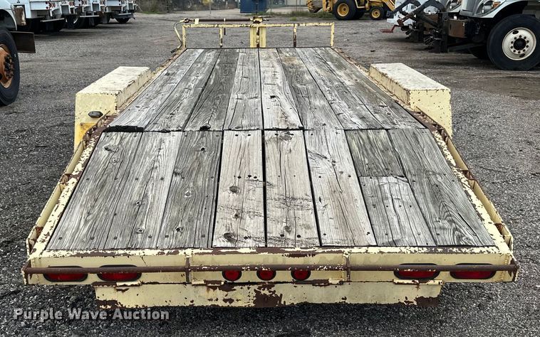 image for item EN8440 1999 Shop built equipment trailer