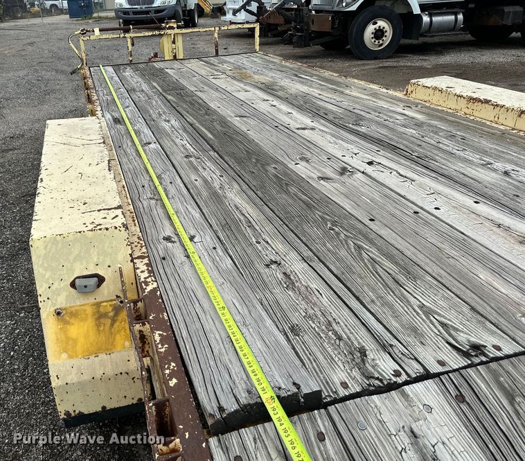 image for item EN8440 1999 Shop built equipment trailer