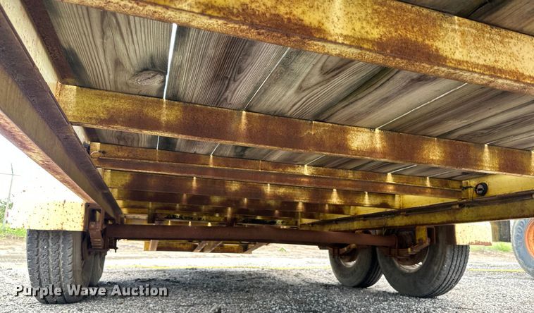 image for item EN8440 1999 Shop built equipment trailer