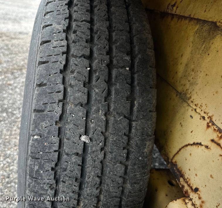 image for item EN8440 1999 Shop built equipment trailer