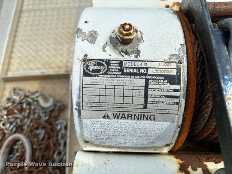 image for item EN8441 2009 International DuraStar 4300 tow truck