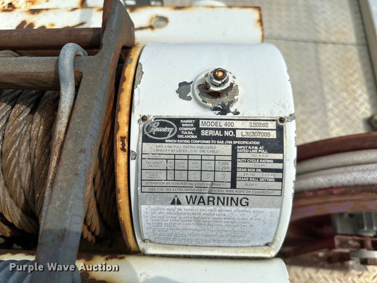 image for item EN8441 2009 International DuraStar 4300 tow truck