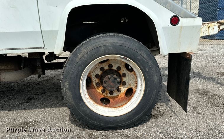 image for item EN8441 2009 International DuraStar 4300 tow truck