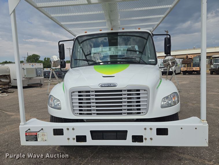 image for item EN8442 2012 Freightliner Business Class M2 bucket truck