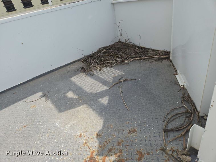 image for item EN8442 2012 Freightliner Business Class M2 bucket truck