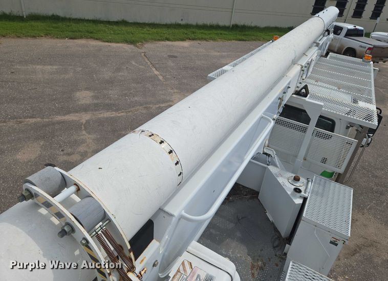 image for item EN8442 2012 Freightliner Business Class M2 bucket truck