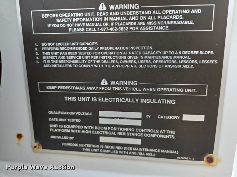 image for item EN8442 2012 Freightliner Business Class M2 bucket truck