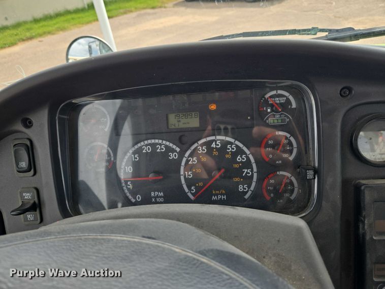 image for item EN8442 2012 Freightliner Business Class M2 bucket truck