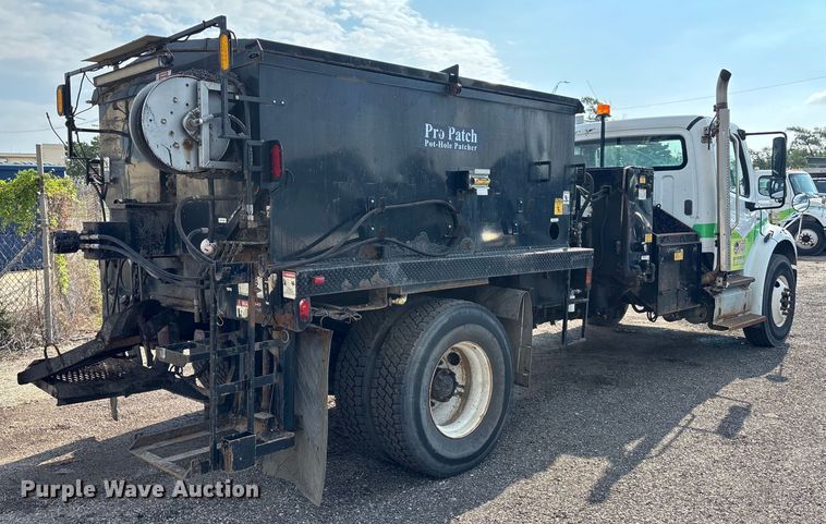 image for item EN8443 2012 Freightliner Business Class M2 pothole patcher truck