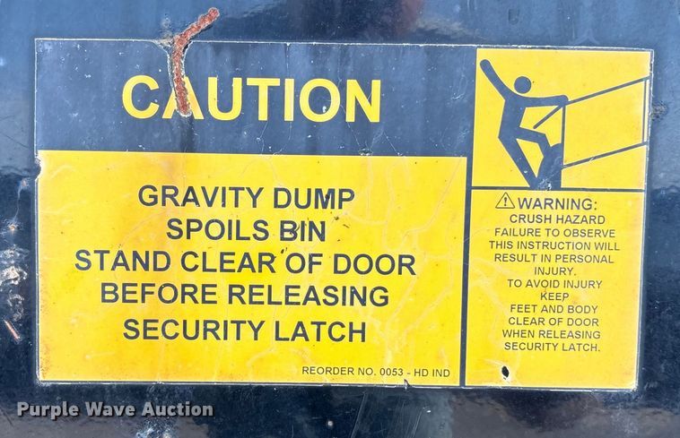 image for item EN8443 2012 Freightliner Business Class M2 pothole patcher truck