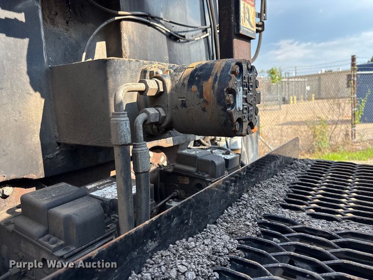 image for item EN8443 2012 Freightliner Business Class M2 pothole patcher truck