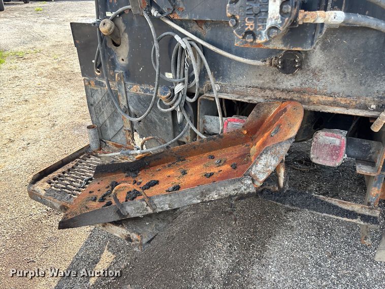 image for item EN8443 2012 Freightliner Business Class M2 pothole patcher truck