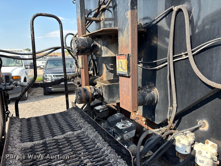 image for item EN8443 2012 Freightliner Business Class M2 pothole patcher truck