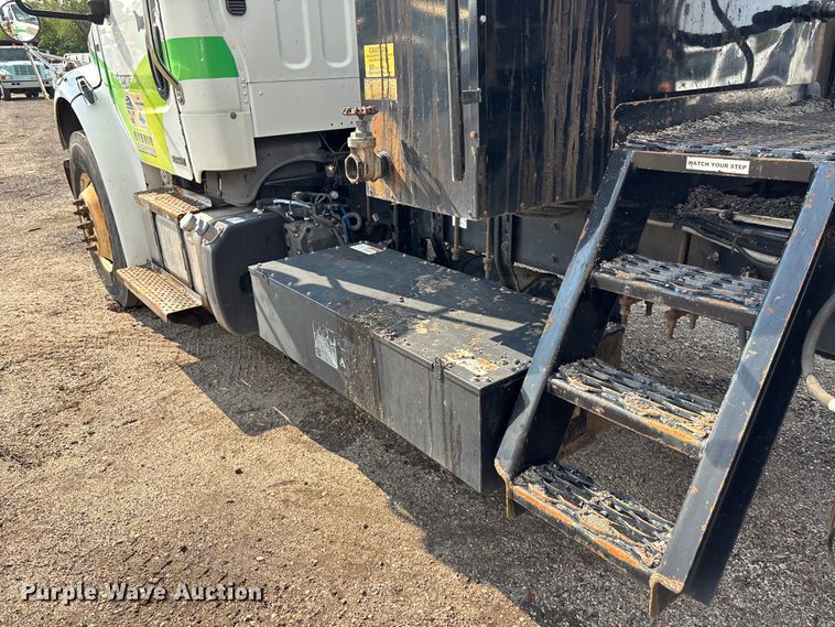 image for item EN8443 2012 Freightliner Business Class M2 pothole patcher truck