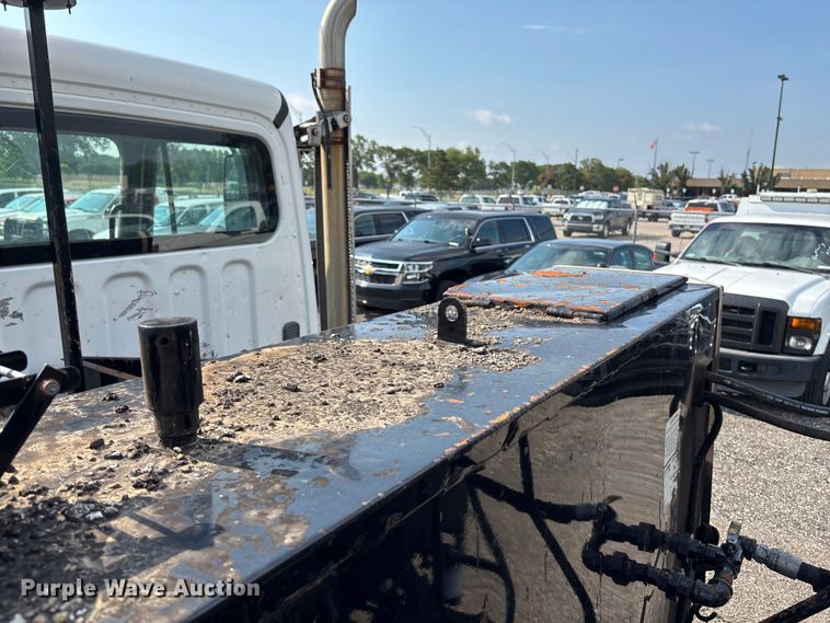 image for item EN8443 2012 Freightliner Business Class M2 pothole patcher truck