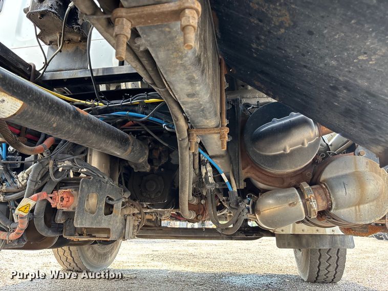 image for item EN8443 2012 Freightliner Business Class M2 pothole patcher truck