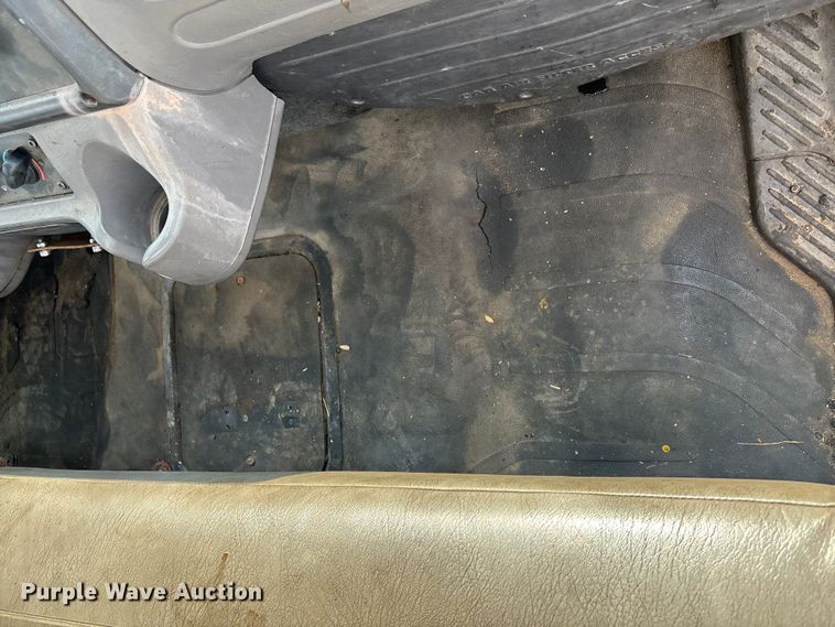 image for item EN8443 2012 Freightliner Business Class M2 pothole patcher truck