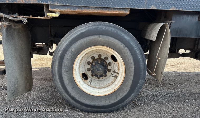 image for item EN8443 2012 Freightliner Business Class M2 pothole patcher truck