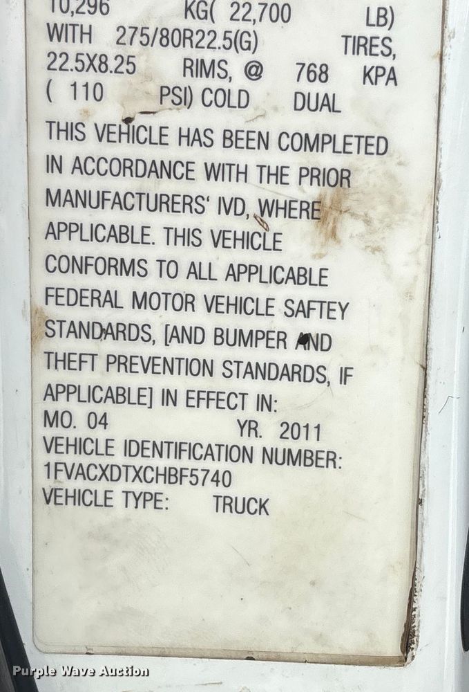 image for item EN8443 2012 Freightliner Business Class M2 pothole patcher truck