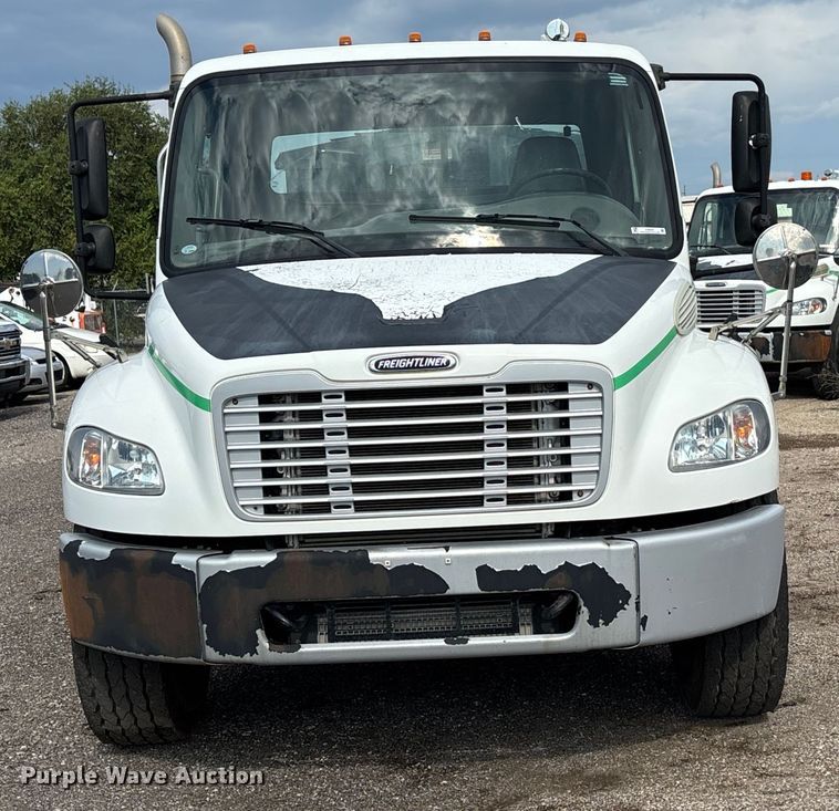 image for item EN8444 2012 Freightliner Business Class M2 pothole patcher truck