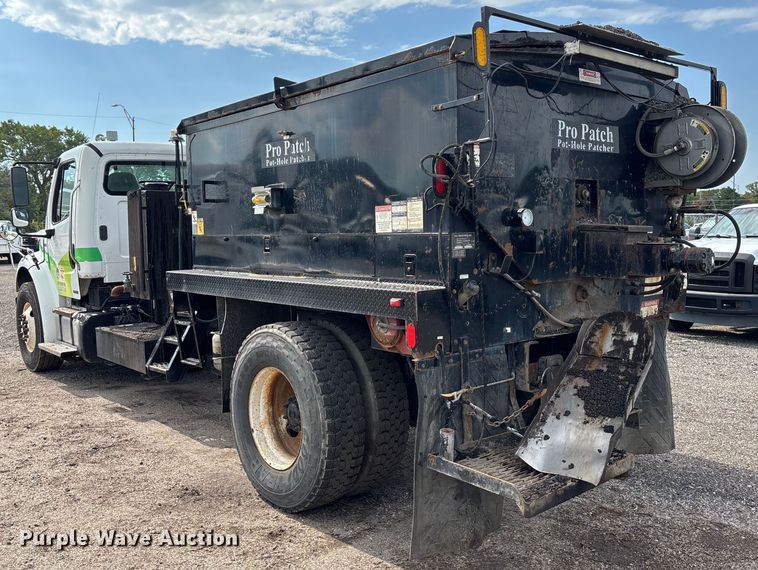 image for item EN8444 2012 Freightliner Business Class M2 pothole patcher truck