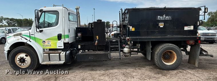 image for item EN8444 2012 Freightliner Business Class M2 pothole patcher truck