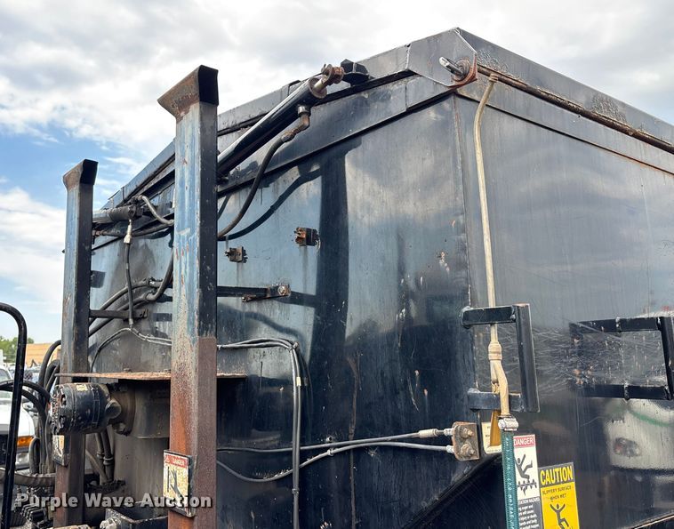 image for item EN8444 2012 Freightliner Business Class M2 pothole patcher truck