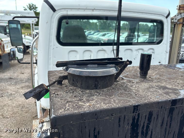 image for item EN8444 2012 Freightliner Business Class M2 pothole patcher truck