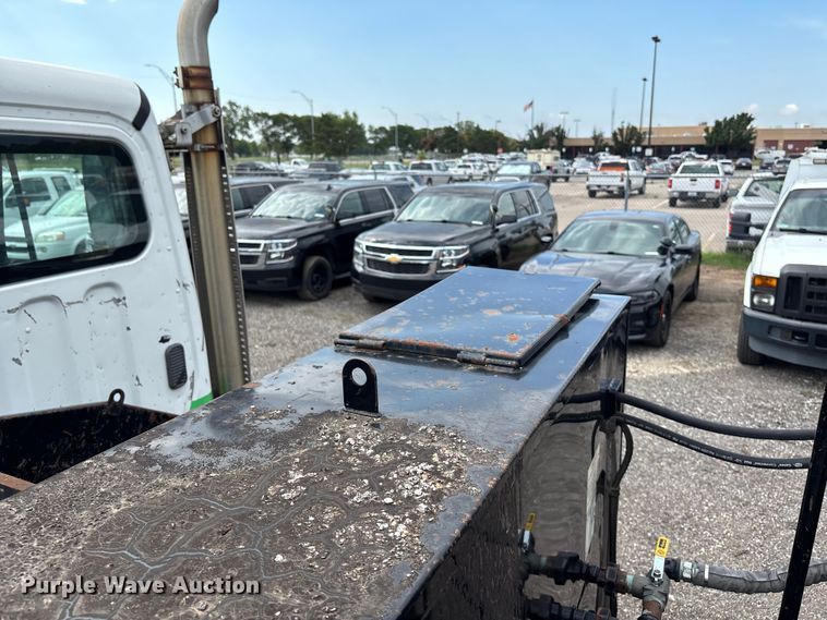 image for item EN8444 2012 Freightliner Business Class M2 pothole patcher truck