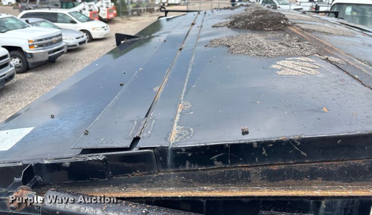 image for item EN8444 2012 Freightliner Business Class M2 pothole patcher truck