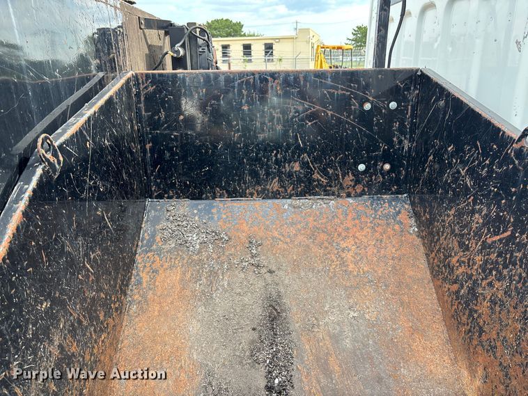 image for item EN8444 2012 Freightliner Business Class M2 pothole patcher truck