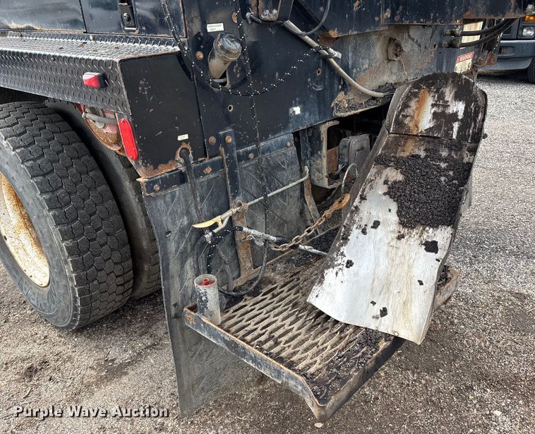 image for item EN8444 2012 Freightliner Business Class M2 pothole patcher truck