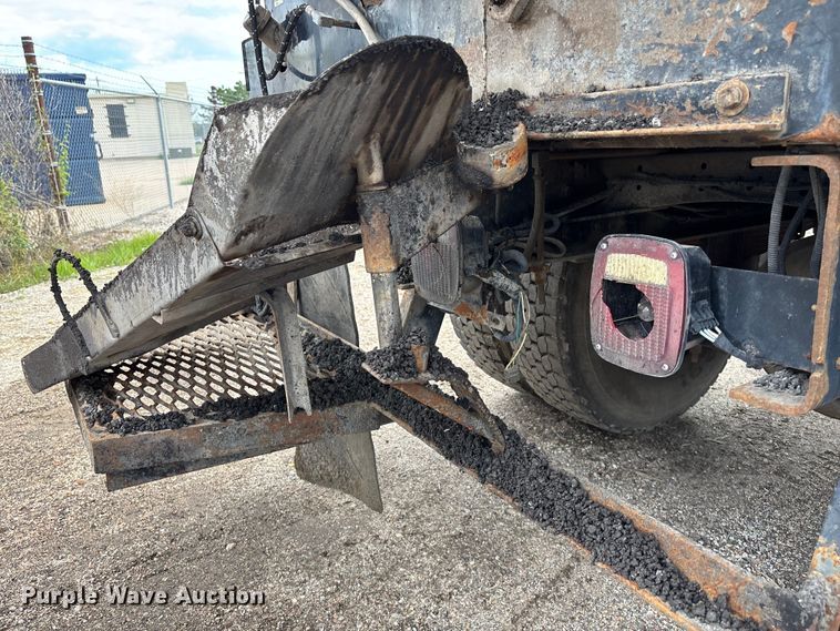 image for item EN8444 2012 Freightliner Business Class M2 pothole patcher truck