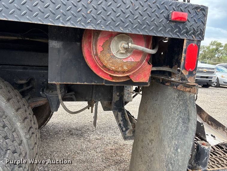 image for item EN8444 2012 Freightliner Business Class M2 pothole patcher truck