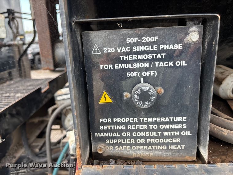 image for item EN8444 2012 Freightliner Business Class M2 pothole patcher truck