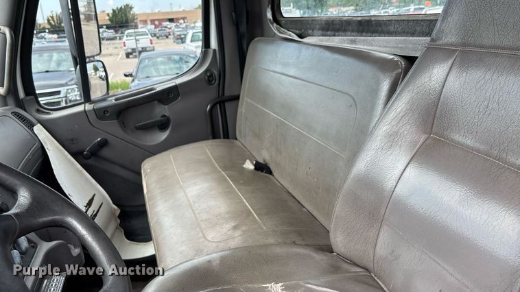 image for item EN8444 2012 Freightliner Business Class M2 pothole patcher truck