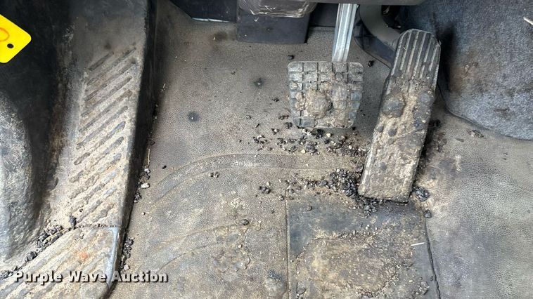 image for item EN8444 2012 Freightliner Business Class M2 pothole patcher truck