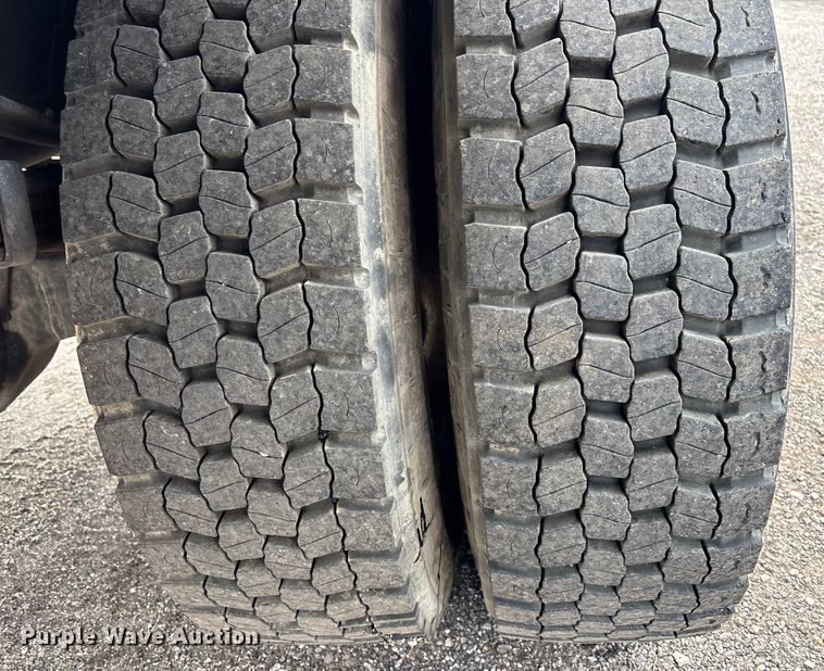 image for item EN8444 2012 Freightliner Business Class M2 pothole patcher truck