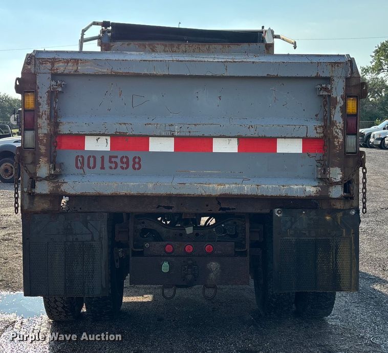 image for item EN8445 2008 International WorkStar 7400 dump truck