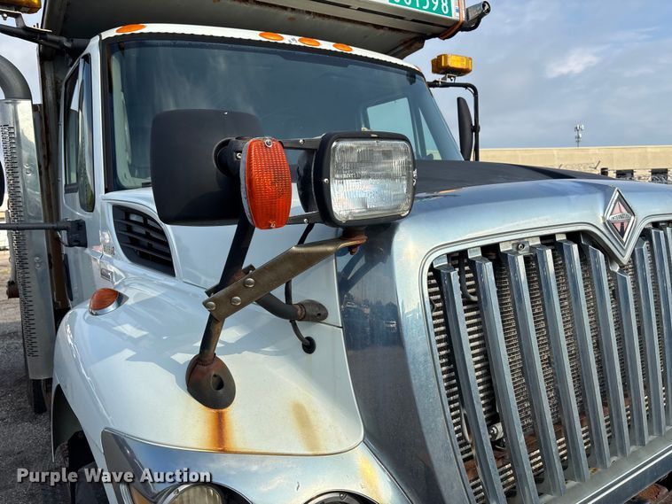 image for item EN8445 2008 International WorkStar 7400 dump truck