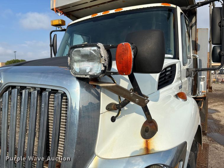 image for item EN8445 2008 International WorkStar 7400 dump truck