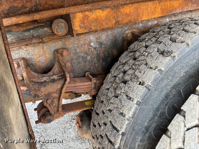 image for item EN8445 2008 International WorkStar 7400 dump truck