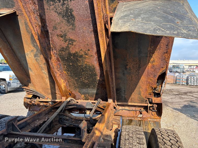 image for item EN8445 2008 International WorkStar 7400 dump truck