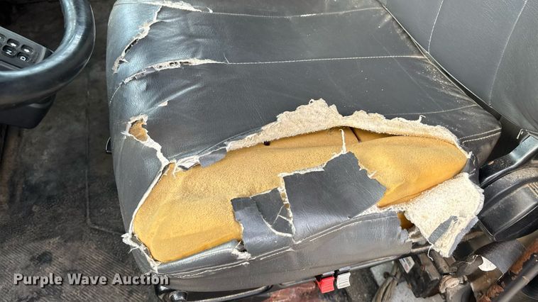 image for item EN8445 2008 International WorkStar 7400 dump truck