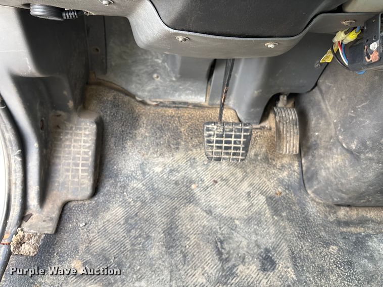 image for item EN8445 2008 International WorkStar 7400 dump truck