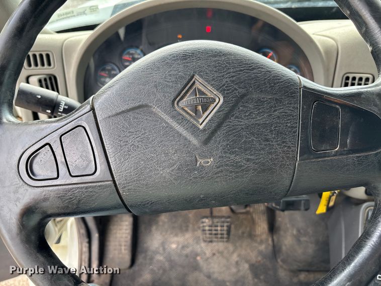 image for item EN8445 2008 International WorkStar 7400 dump truck