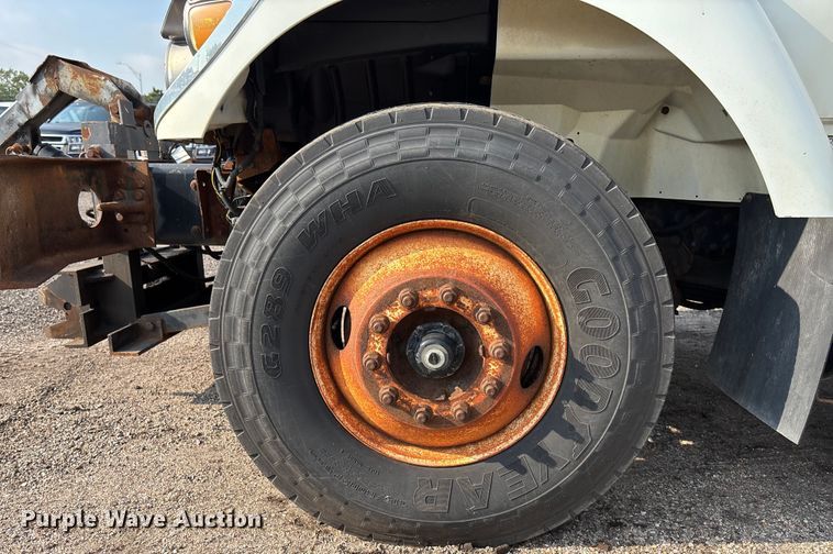 image for item EN8445 2008 International WorkStar 7400 dump truck