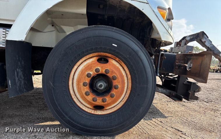 image for item EN8445 2008 International WorkStar 7400 dump truck