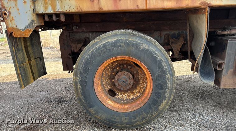 image for item EN8445 2008 International WorkStar 7400 dump truck