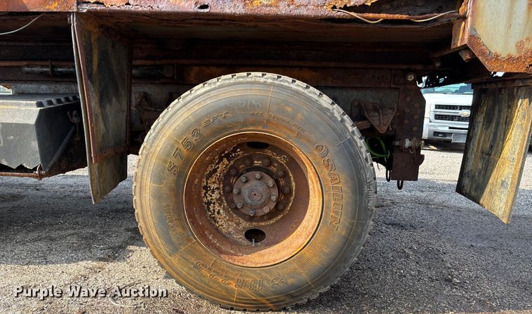 image for item EN8445 2008 International WorkStar 7400 dump truck